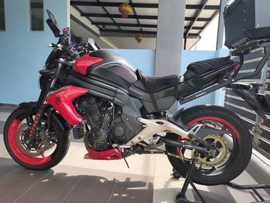 Kawasaki ER-6n