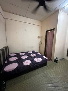 Room in Juru, PNG