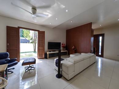 Bungalow House For Sale in Ayer Keroh,MLK