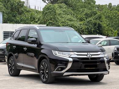 Mitsubishi Outlander 2.4 in Salak Selatan, KUL