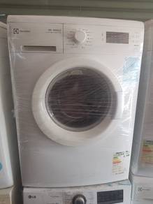 Electrolux front load 7kg washing machine Mesin