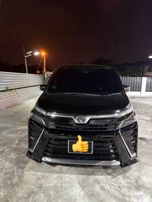 Toyota Voxy ZS KIRAMEKI II in Kuching, SWK