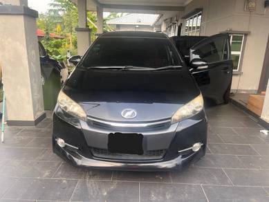 Toyota Wish X in Bintulu, SWK