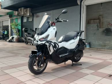 Sym Husky ADV 150