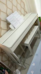 Used Betsy B321 88 Keys Digital Piano Full Set