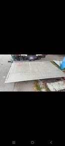 hydraulic tail lift