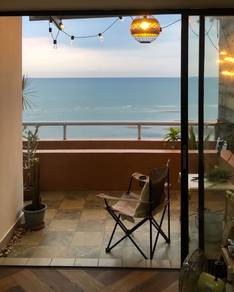 Condominium For Sale in Paradise Lagoon