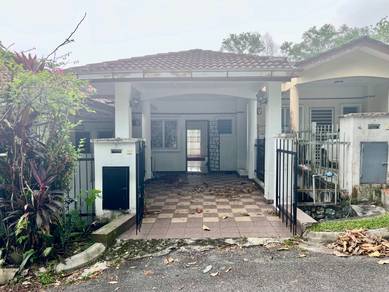 3-storey Terraced House For Sale in Selayang,SGR