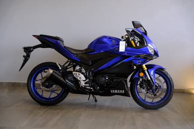 Yamaha R25