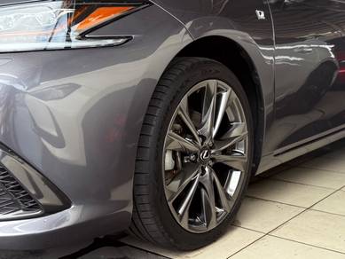 Lexus ES 250 F SPORT in Johor Bahru, JHR