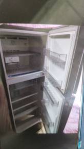 LG refrigerator 215 ltr