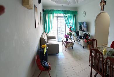 Apartment For Sale in Casa Impian
