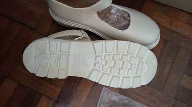 Khaki cover shoe
