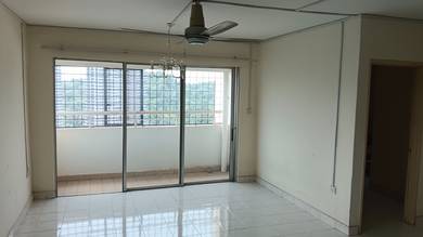 Apartment For Rent in Flora Damansara