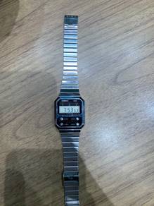 Casio A100WE