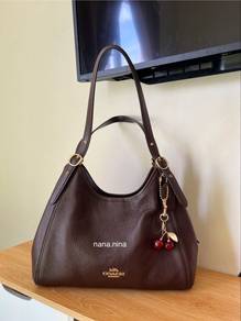 COACH Erin Shoulder Bag in Maple