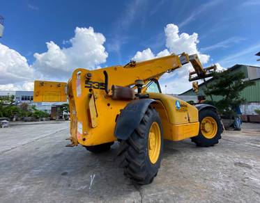 Imported JCB Telescopic Forklift (12m-13.50m)