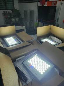 SOLAR LED LiGHT 300W LAMPU SPOTLIGHT LAMP MURAH