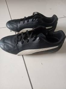 Puma Kasut bola kanak-kanak