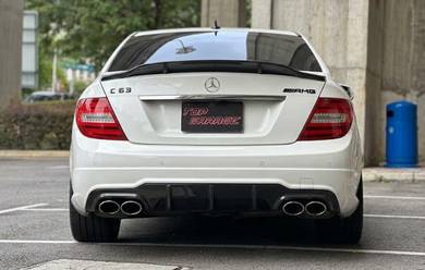 Mercedes Benz W204 R Style & AMG Spoiler Bodykit