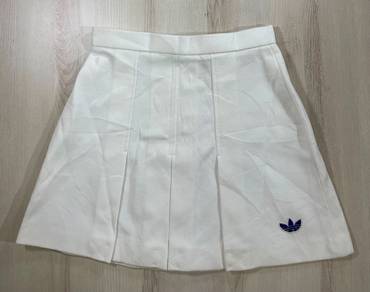 Adidas Vintage White Skirt #CH Used