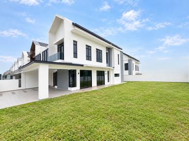 Semi-Detached House For Sale in Johor Bahru,JHR