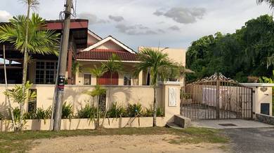 Bungalow House For Sale in Shah Alam,SGR