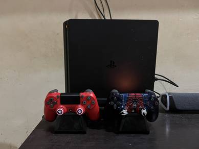 PS4 slim 500gb (6 game include)
