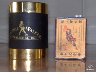 Cawan Johnny Walker pen holder cup