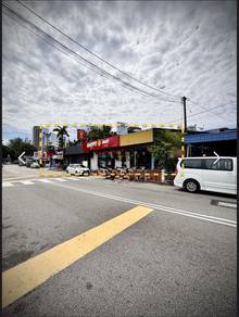 Hotel / Resort For Sale in Batu Ferringhi,PNG