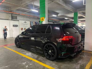 Volkswagen Golf R (TECH PACK) in City Centre, KUL