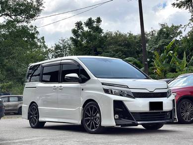 Toyota Voxy ZS KIRAMEKI in Johor Bahru, JHR