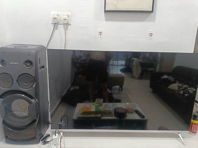 Tv skrin retak