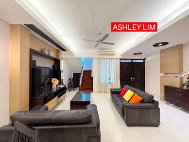 3-storey Terraced House For Sale in Tanjung Bungah,PNG
