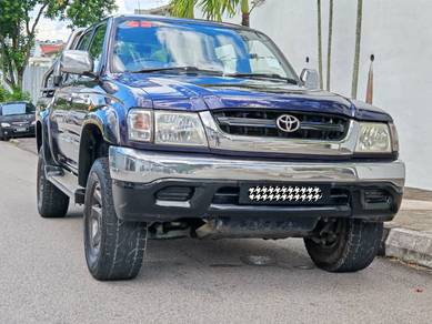 Toyota Hilux SR TURBO in Kota Kinabalu, SBH