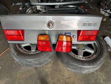 Bmw E34 Tail Light Original