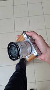 Fujifilm X-A3 with kit lens (look last photo)