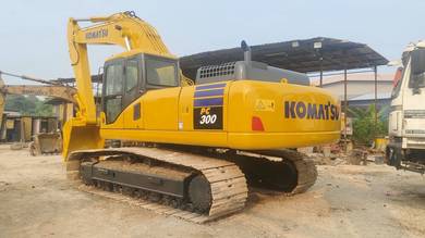 Komatsu PC 300LC-7L excavator