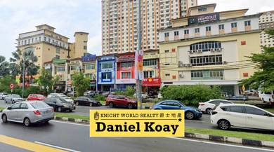 Shop lot For Rent in Jelutong,PNG
