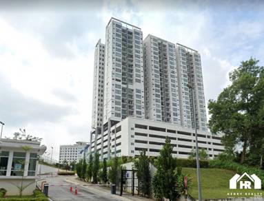 Condominium For Sale in Puncak 7 Residence
