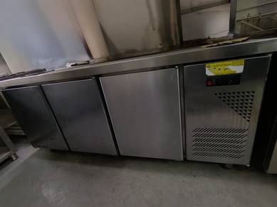 Used 3 Door Counter Chiller