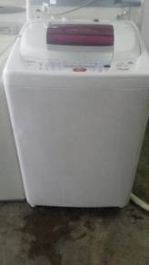 Toshiba Auto Basuh Automatic Washing Machine Mesin