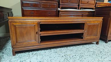 Merbauwood TV Console