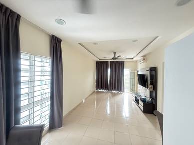 Condominium For Sale in The iResidence Condominium