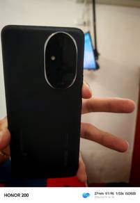 Honor 200