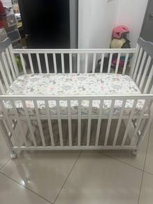 baby cot (Wood)