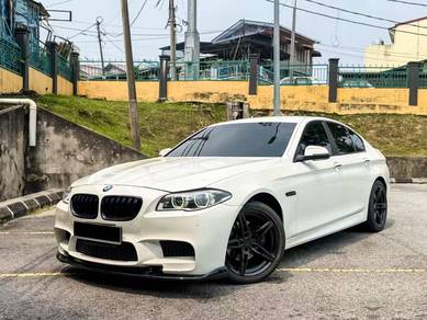 BMW 520i 20i M SPORT (CKD) in Desa Petaling, KUL