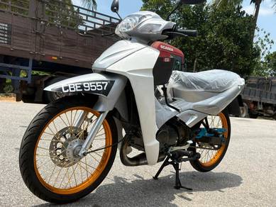 Suzuki RGV