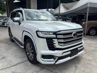 Toyota Land Cruiser ZX in Cheras, KUL