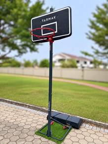 Tarmak Adjustable Basketball Hoop